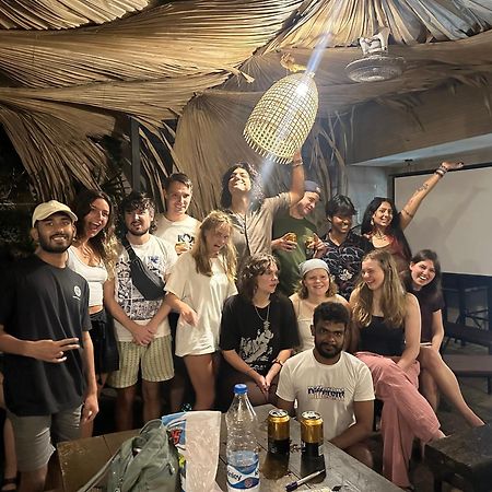 Drop Inn Colombo Buitenkant foto