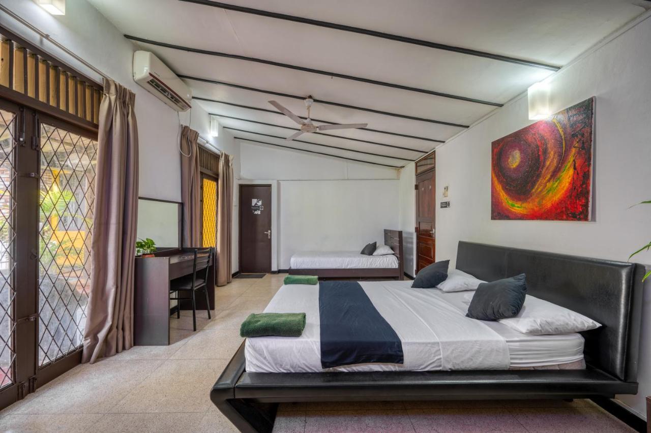 Drop Inn Colombo Buitenkant foto