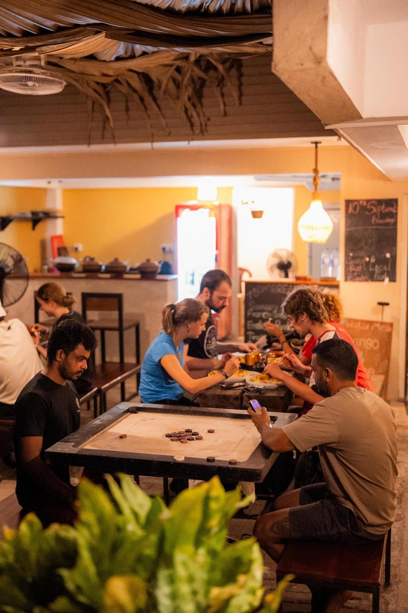 Drop Inn Colombo Buitenkant foto